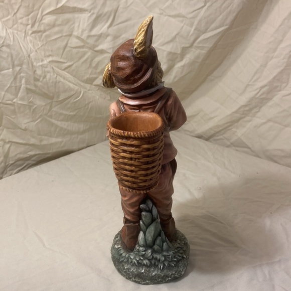 Henri Chrisdon "MR. RABBIT" w/Basket Resin Figurines ~ 2002 ~ 12" Tall - Picture 3 of 5